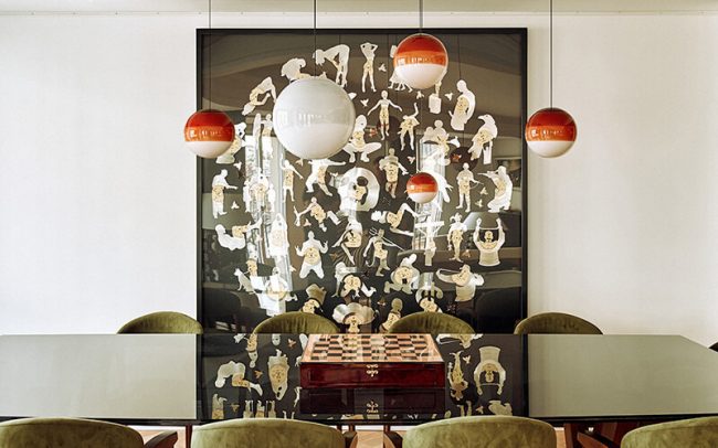 Comedor de diseño contemporáneo fotografiado por fotógrafo de interiores en proyecto residencial de Muka Arquitectura